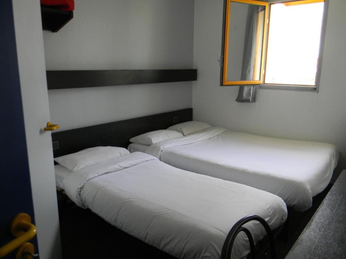 Class-Hôtel Poitiers Quarto foto